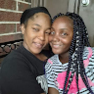 Meet your Posher, Elaine